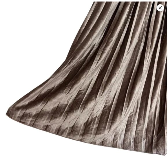 Abercrombie & Fitch Velvet Pleated Midi Skirt Size Medium Taupe Brown Elegant - Picture 3 of 9